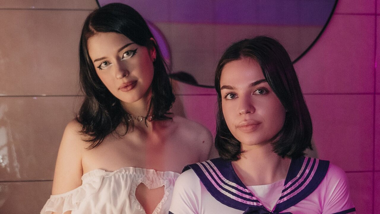 Enter MadelineAndMia Recorded Private