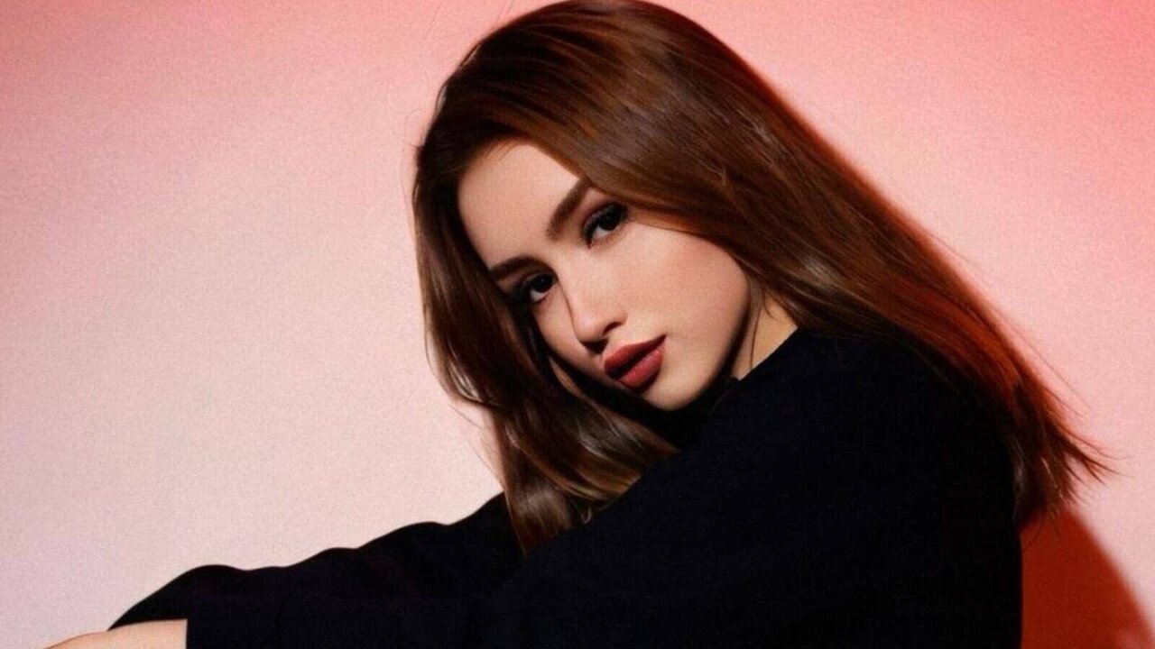 Enter MaritaCosia Recorded Private